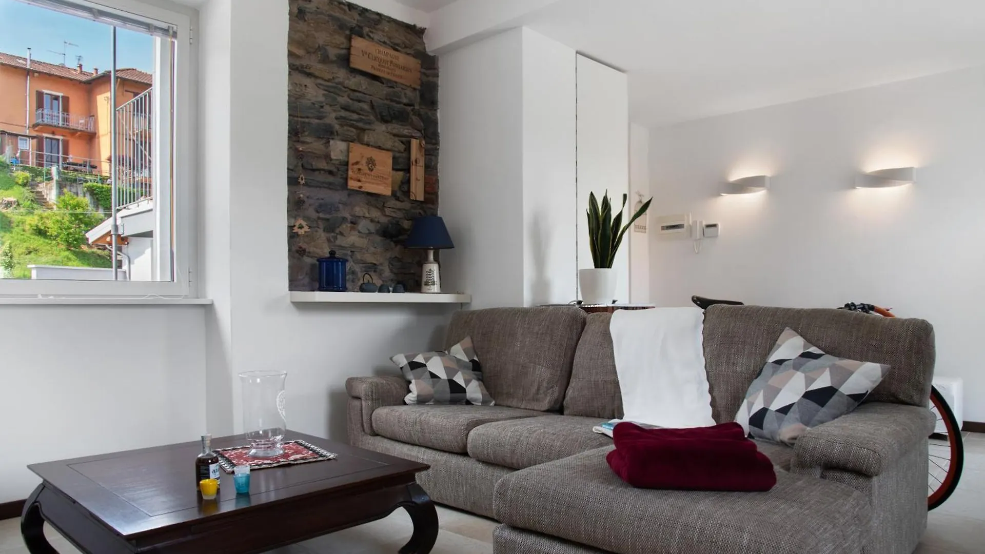 شقة Residenza La Fonte لافينو-مومبيلو