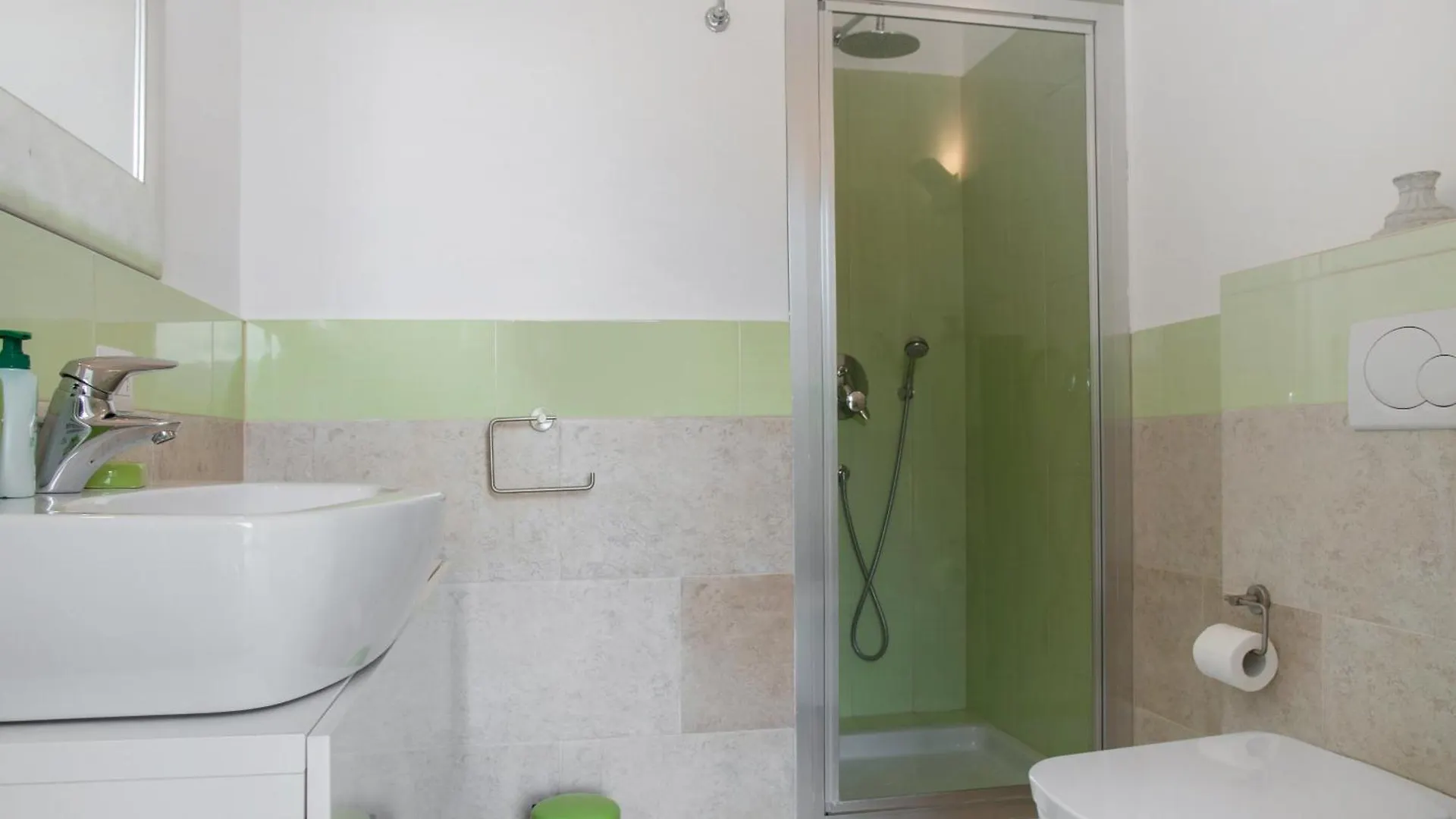 شقة Residenza La Fonte لافينو-مومبيلو